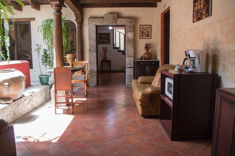 Hotel Y Galeria Uxlabil Antigua Eksteriør bilde