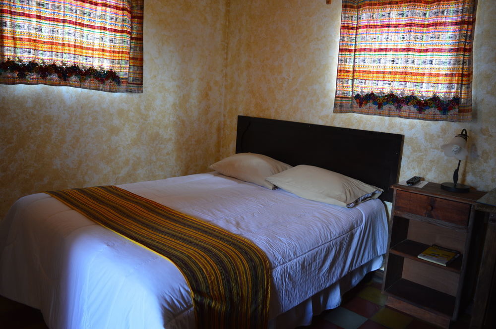 Hotel Y Galeria Uxlabil Antigua Eksteriør bilde