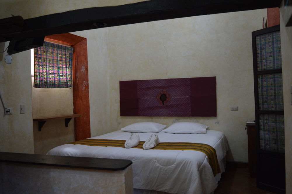 Hotel Y Galeria Uxlabil Antigua Eksteriør bilde